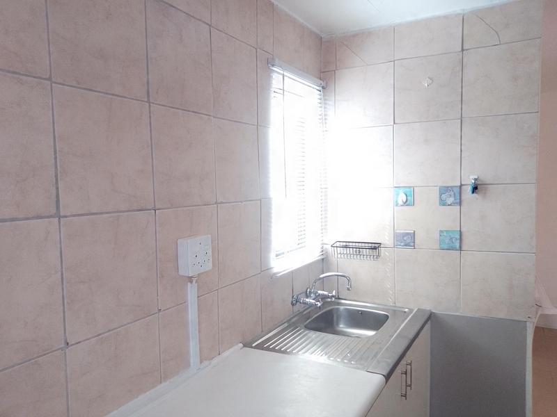 To Let 1 Bedroom Property for Rent in Crawford Western Cape